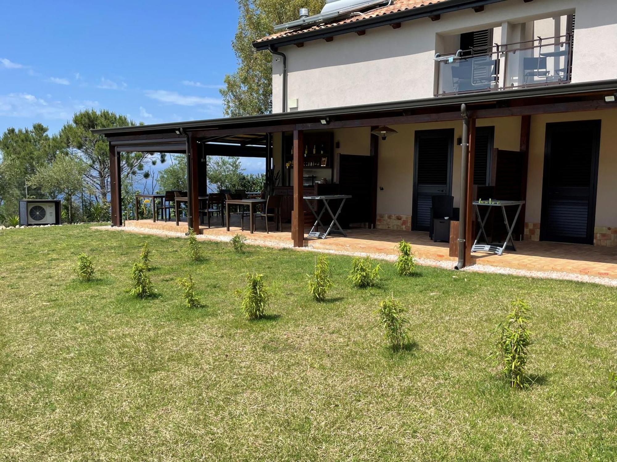 Casa Natura 40 Parghelia Exteriér fotografie